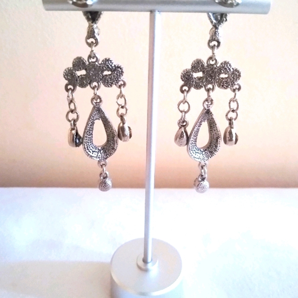 90s Fancy Dangling Faux Diamond Pair Earrings - Picture 2 of 2